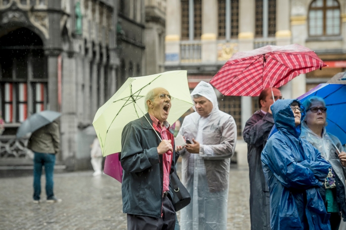 Regen op de Grote Markt in Brussel, foto: Jimmy Kets